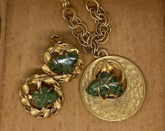 BSK Signed Brutalist Jasper Bracelet and Clip On Earrings; Vintage Midcentury Brushed Gold Tone Jewelry Set, 1950s