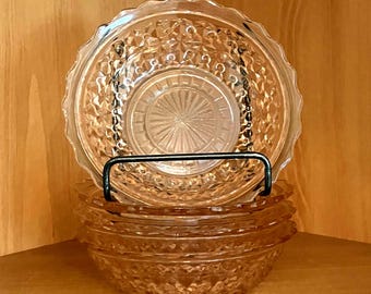 Jeannette Glass "Holiday" oder ""Buttons and Bows"" Pink Berry oder Dessertschalen, 4er Set; Vintage Holiday Pink Glas 13 cm Schalen, 1940er Jahre
