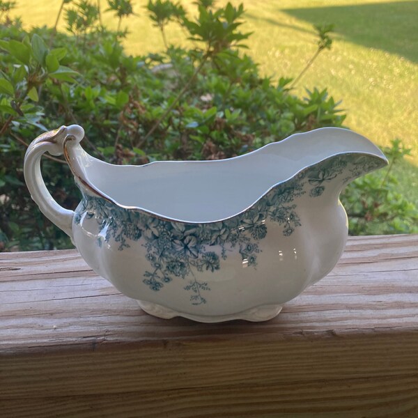 Porcelain Gravy Boat Etsy