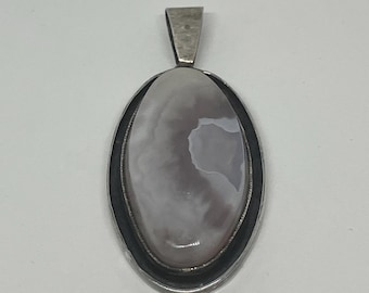 Vintage Sterling Silver Agate Chunky Oval Pendant; Vintage Gray and White Agate Gemstone in Sterling Setting