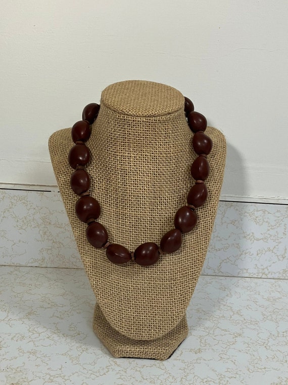 Vintage Hawaiian Kukui Nut Beaded Necklace; Brown 