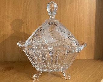 Vintage Action Industries Bird Collection 3 Footed Covered Candy Dish; Clear Crystal Bird Etched Candy Dish