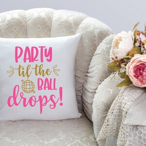 Hundehalstuch „Party Til The Ball Drops“ – Neujahrsmotiv Gold Auf Schwarz, Happy New Year