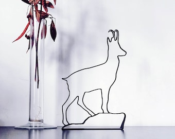 Sculpture silhouette Chamois ou Isard, objet d'art minimaliste décoratif