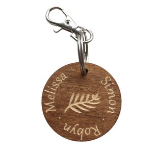 Personalised Wooden Family Keying - Custom engraved keychain, Family Mother&#39;s Day Father&#39;s Day Friend Nanna Grandad Gift