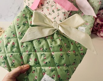 Quilted book cover, Bow fabric book cover, Sage green floral book sleeve, padded book pouch