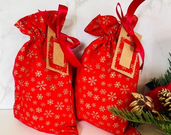 Red Christmas Gift Bag with Gold Stars, Reusable Fabric Gift Wrap, Free Gift Tag