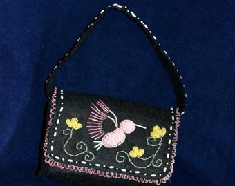Satin- lined Eastern Woodlands Purse with Traditional Puff Beading