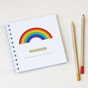 Libreta pequeña arcoíris personalizada para niños