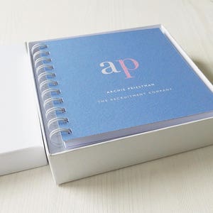Witte gelamineerde geschenkdoos voor klein notitieboekje (notitieboekje NIET INBEGREPEN)