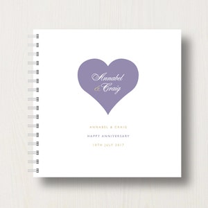 Livre ou album de souvenirs personnalisés en forme de cœur