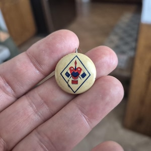 Kelloggs Wwii Pep Pin - Etsy