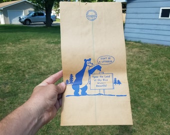 Vintage 1970&#39;s NOS Hamms Hamm&#39;s Beer Bear Litterbug Sack Bag Land of Sky Blue Waters Sign
