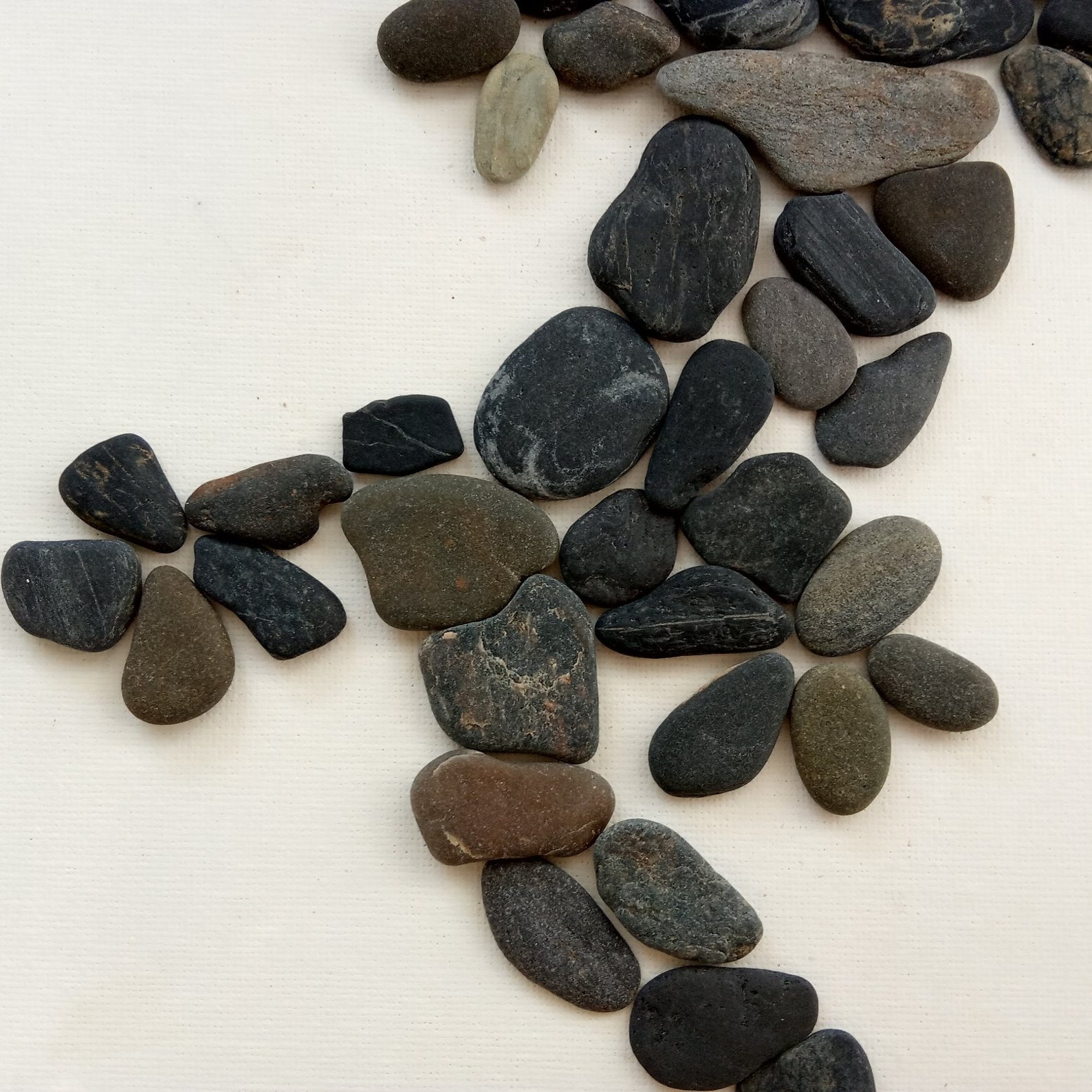 48 Elongated Flat Sea Pebbles for Pebble Art Supplies Mineral Etsy