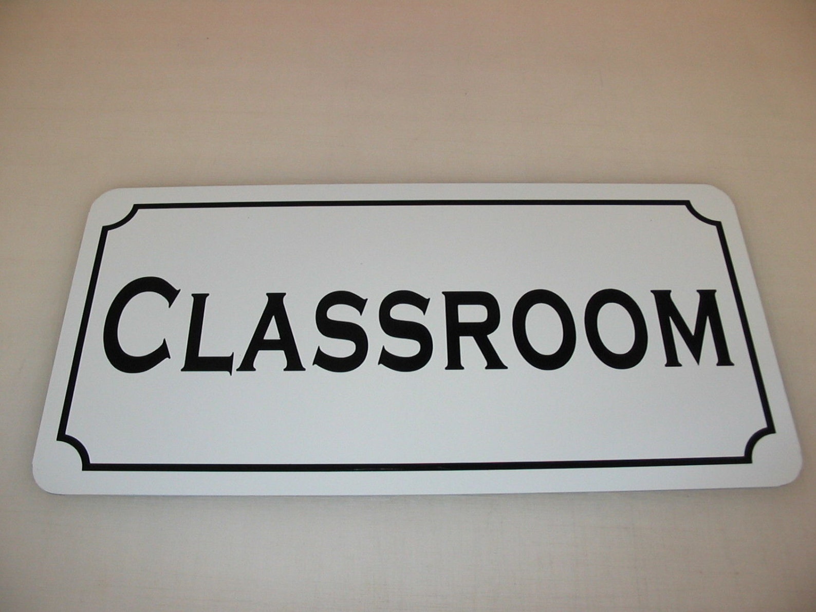 SALÓN DE CLASES... Letrero de metal para Rancho granja o | Etsy