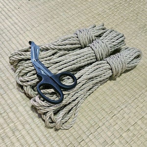 Shibari Rope. &#39;Crisp Natural&#39; made from Single ply, tossa Jute. Vegan-friendly handmade for bondage. Various lengths available.