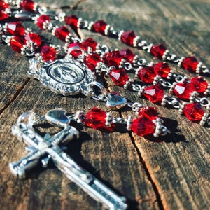 January Birthstone Catholic Rosary Beads, Red, January Garnet color Birthstone Gift, Hearts Rosary, Catholic Prayer Beads, Capricorn, Aquari