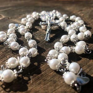 Traditional White Catholic Rosary Beads ~ White Catholic Rosary ~ Ladies Rosary ~ Girl Rosary ~ Feminine Rosary ~ Pearl Rosary ~White Rosary