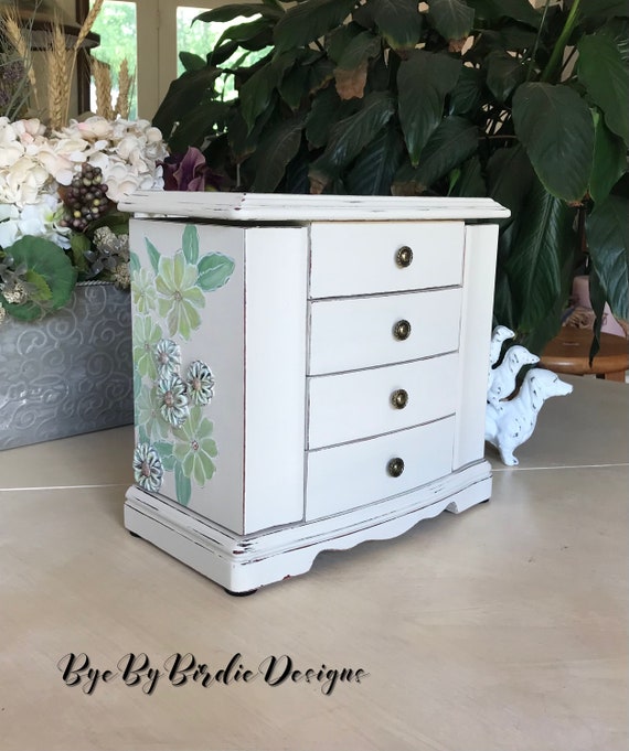 Vintage Jewelry Box, Boho Cottage Core Farmhouse Style Rustic Jewelry