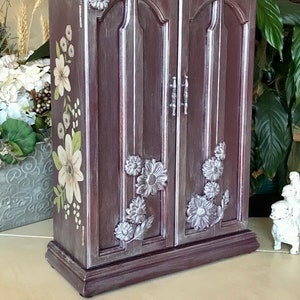 Upcycled Vintage Jewelry Armoire / French Country Shabby Chic Jewelry Storage / Farmhouse Cottagecore Chalk Painted Wooden Jewelry Box image 2