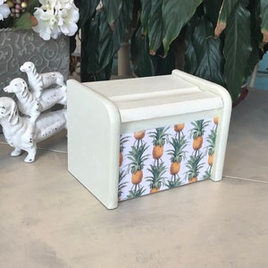 Upcycled Home and Office Decor / Vintage Kitchen Decor/ Solid Wooden Recipe Box  / Shabby Chic Index Card Box / OOAK Chalk Painted Organizer