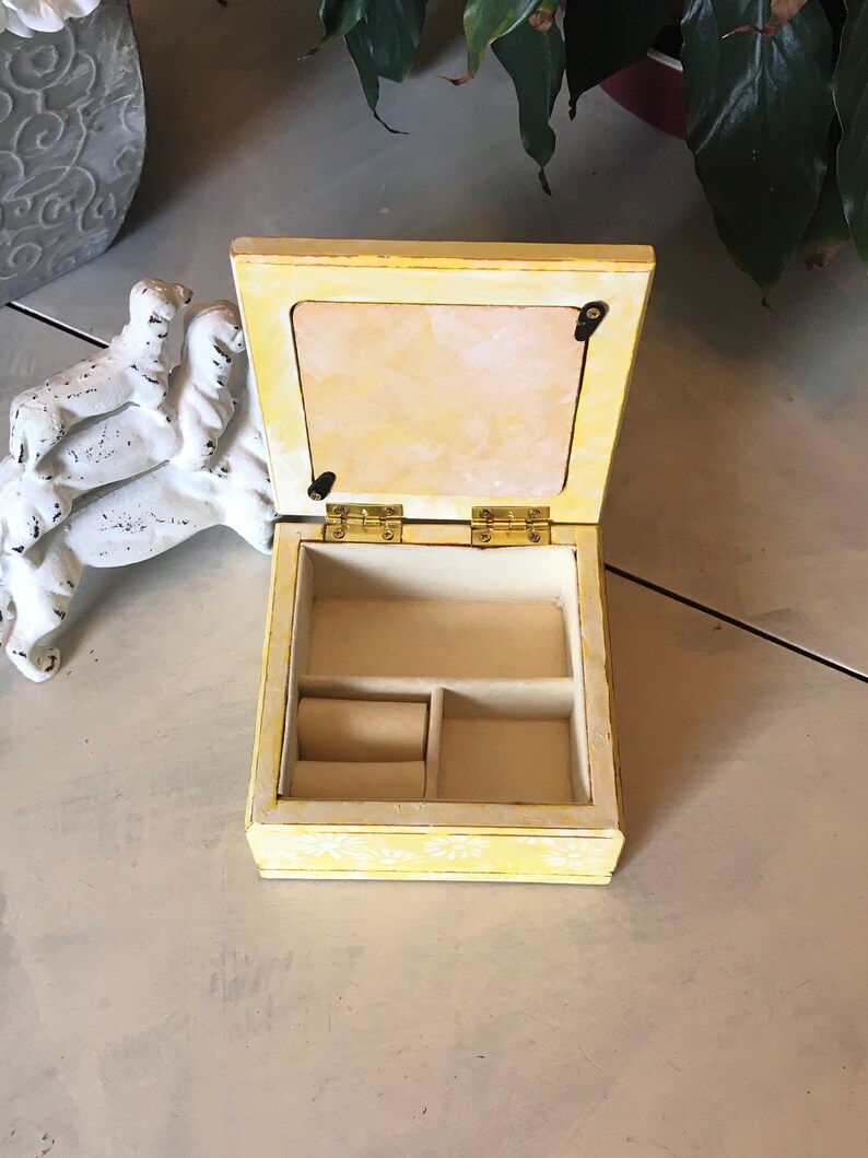 Shabby Chic Picture Frame Jewelry Box / Painted Wooden Etsy