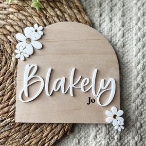 Personalized Daisy Name Announcement Sign | Baby Shower Gift | Baby Photo Prop  | Nursery Decor | Baby Keepsake | Baby Shower Gift