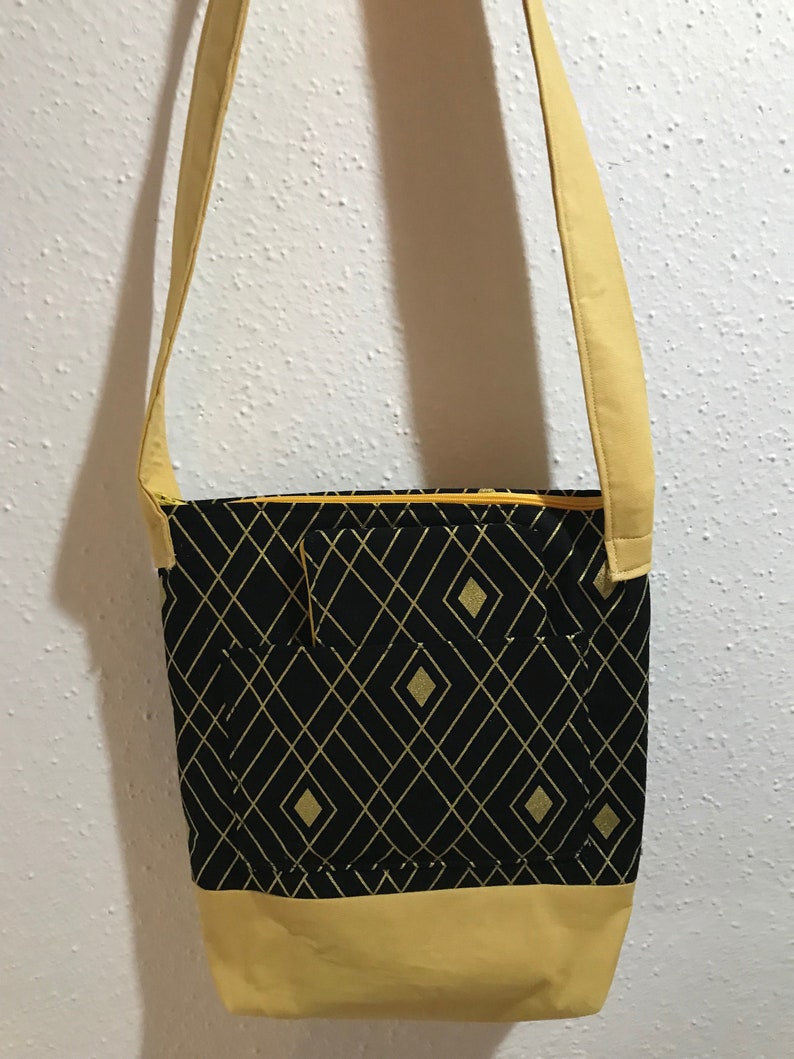 Black and Gold Purse with coin purse