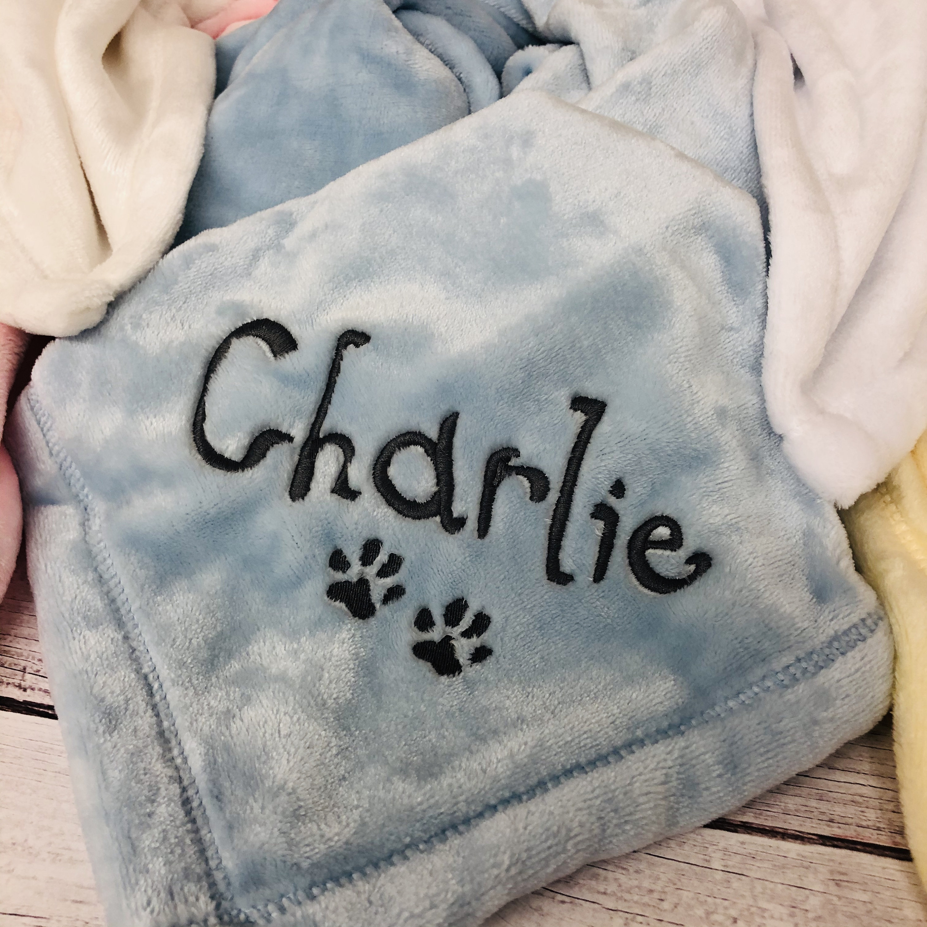Personalized Soft Blanket for Pet | Blanket with Dogs Name | Blanket with Cats Name Custom Embroidered Blanket for Dog, Cat, with Paw Prints