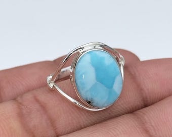 Ocean Blue Larimar Ring: Sterling Silver, 12x16mm Oval Gemstone