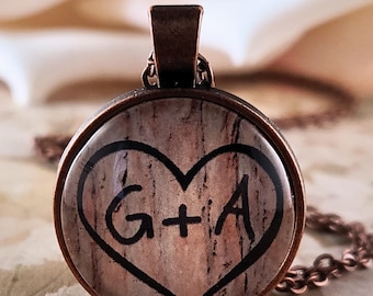 Tree Carving Initials Necklace or Keychain, Couple's Heart Carving, Anniversary Gift for Her, Custom Initials, Romantic Gift
