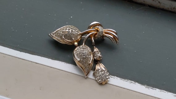 Vintage Corocraft Signed Gold Tone Pave Paste Crys
