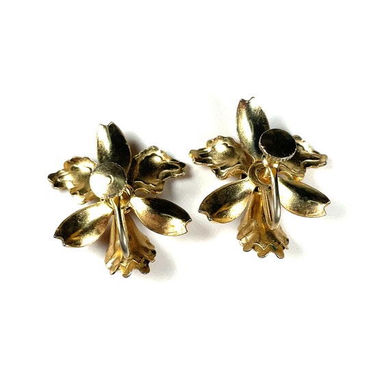 Retro Lily Style Gold Tone Flower Screw Back Amet… - image 4