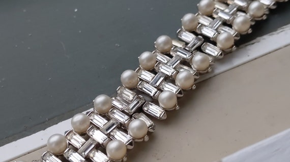 Vintage Crown Trifari Crystal Baguette Rhinestone