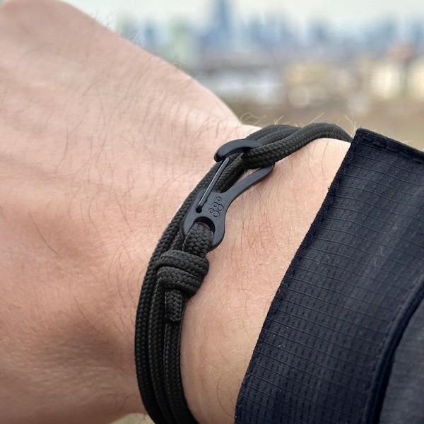 Black Rope & Black Carabiner Bracelet, Minimalist Climbing Bracelet for Rock Climbers, Stainless Steel