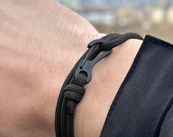 Black Rope & Black Carabiner Bracelet, Minimalist Climbing Bracelet for Rock Climbers, Stainless Steel