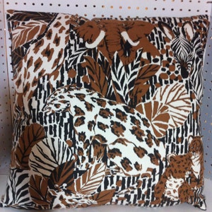 Amazing Wavery Schumacher "Serengeti" Pillow Cover with coordinating Black Back - Toss Pillow - Throw Pillow - Lumbar pillow - Designer