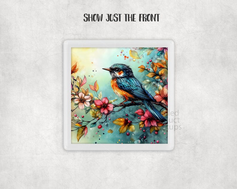 Puede incluir: Impresi&oacute;n cuadrada con una pintura de acuarela de un p&aacute;jaro en una rama floreciente. El p&aacute;jaro tiene plumas azules, naranjas y negras. Las flores son rosas y el fondo es una mezcla de azul, amarillo y verde.