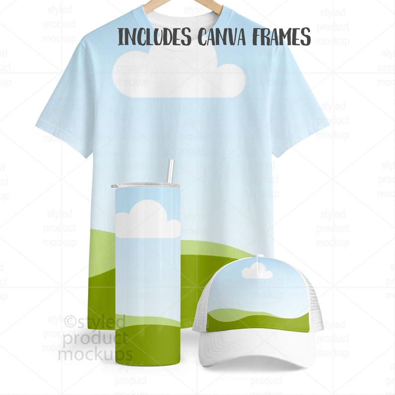 Pu&ograve; includere: Una t-shirt azzurra, un bicchiere cilindrico con cannuccia e un cappellino bianco, tutti caratterizzati da una stampa di colline verdi sotto un cielo azzurro con nuvole bianche. Il testo INCLUDES CANVA FRAMES &egrave; visibile.