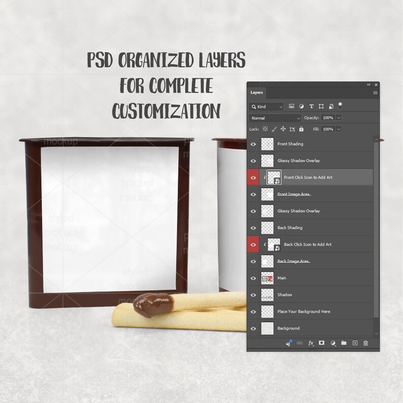 Op de afbeelding: Een digitaal product-mockup met een vierkante container met een donkerbruin frame en een wit middenpaneel, vergezeld van twee lichtgekleurde koekjesstokjes met chocoladedip. De tekst luidt PSD ORGANIZED LAYERS FOR COMPLETE CUSTOMIZATION.