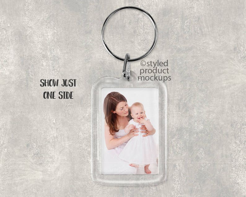 Download Plastic tray photo keychain Mockup Template Add your own ...