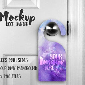 Op de afbeelding: Een paarse en witte aquarel deurhanger met de tekst "YOUR image HERE".