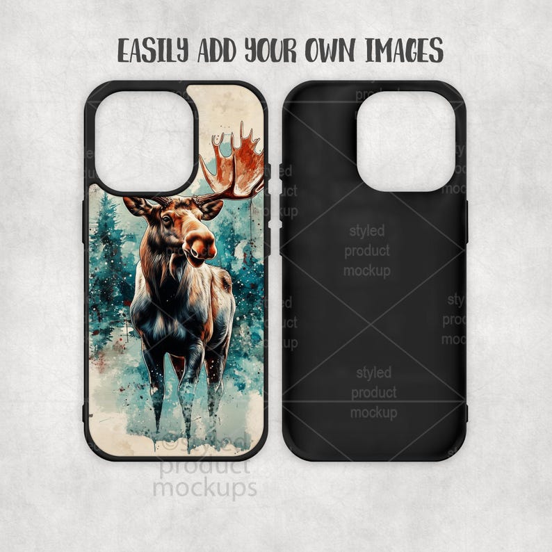Peut inclure: Coque de t&eacute;l&eacute;phone noire avec une illustration &agrave; l'aquarelle d'un orignal dans une for&ecirc;t enneig&eacute;e. L'orignal a de grands bois et se d&eacute;tache sur un fond d'arbres bleus et verts. Le texte "EASILY ADD YOUR OWN IMAGES" est en haut.