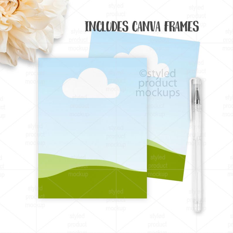 Puede incluir: Dos tarjetas de maqueta de producto con un dise&ntilde;o de cielo y nubes, y un paisaje verde en la parte inferior. El texto "INCLUDES CANVA FRAMES" est&aacute; en la parte superior. Un bol&iacute;grafo transparente est&aacute; en el lado derecho. Las tarjetas son para maquetas de productos.