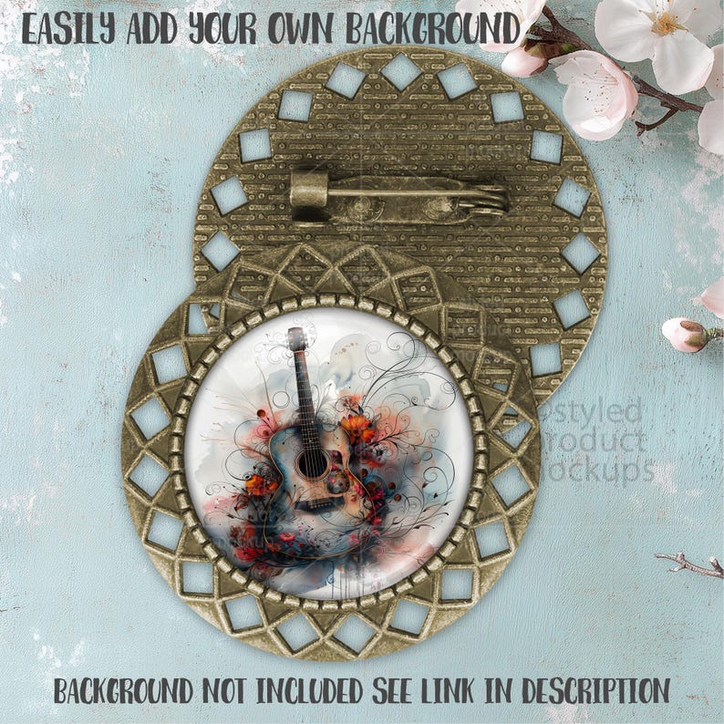 Op de afbeelding: Een bronzen broche met een decoratief, rond frame. De broche heeft een aquarel afbeelding van een gitaar met bloemaccenten. De tekst luidt "EASILY ADD YOUR OWN BACKGROUND" en "BACKGROUND NOT INCLUDED SEE LINK IN DESCRIPTION".