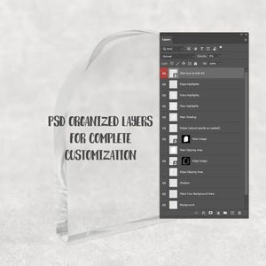 Op de afbeelding: Een digitale design mockup met een gedeeltelijk zichtbaar wit object en een Photoshop lagenpaneel. De tekst "PSD ORGANIZED LAYERS FOR COMPLETE CUSTOMIZATION" is zichtbaar, wat duidt op een aanpasbare ontwerpsjabloon.