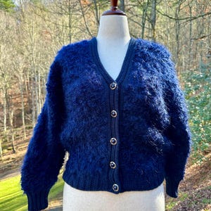 Vintage Blaue Strickjacke: 80er/90er Jahre V-Ausschnitt
