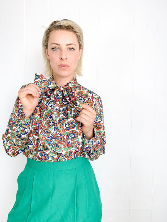 Vintage Blouse with Neck Bow - Ascot Blouse - 70s