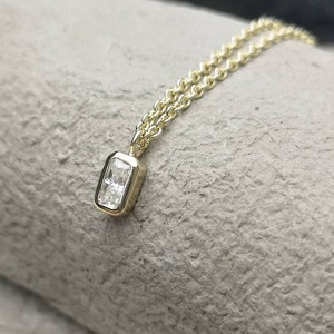 Radiant cut Diamond 9ct gold necklace