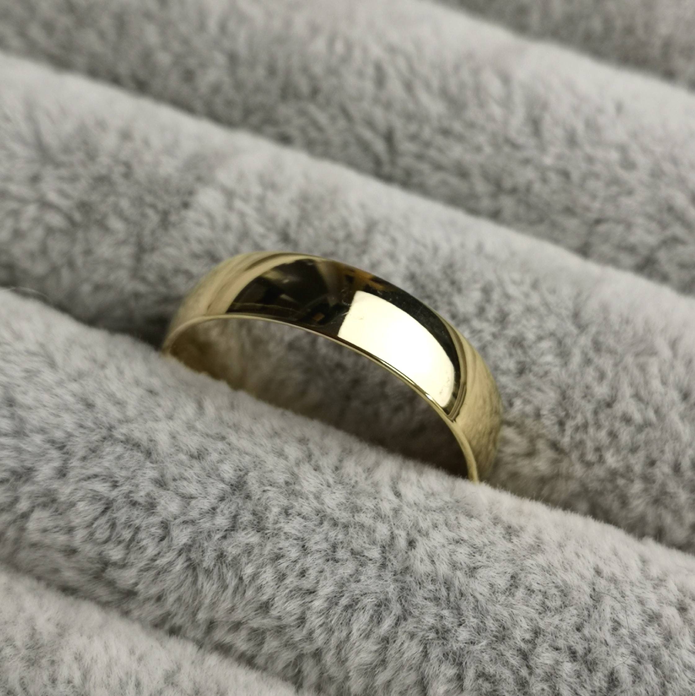 9ct or 18ct recycled Gold Ethical 5mm Wedding Ring / low | Etsy